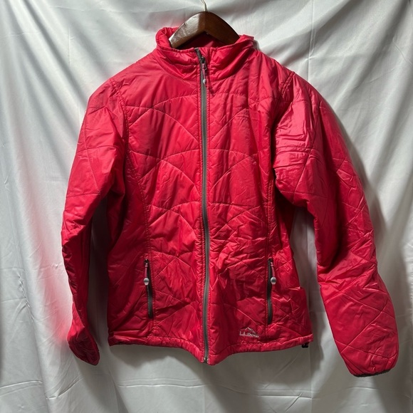 L.L. Bean Women’s Medium Pink Packaway Full Zip Jacket - Picture 1 of 9